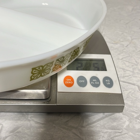 Pyrex 1 1/2 quart divided dish verde green square flower no lid - Picture 8 of 8